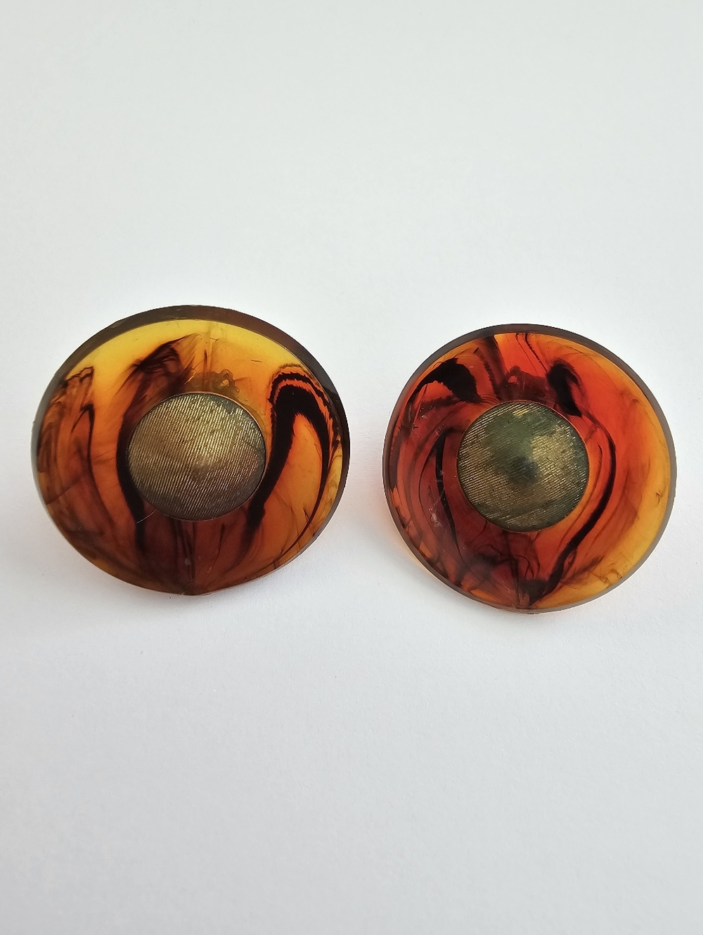 Vintage Mid-Century Lucite "Tortoise" Swirl Button Earrings